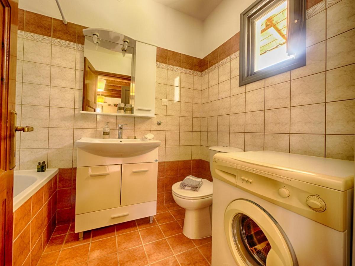 Cozy Family Friendly Apartment With Large Garden Close To Beaches - Dirella Kynopiastai Екстер'єр фото