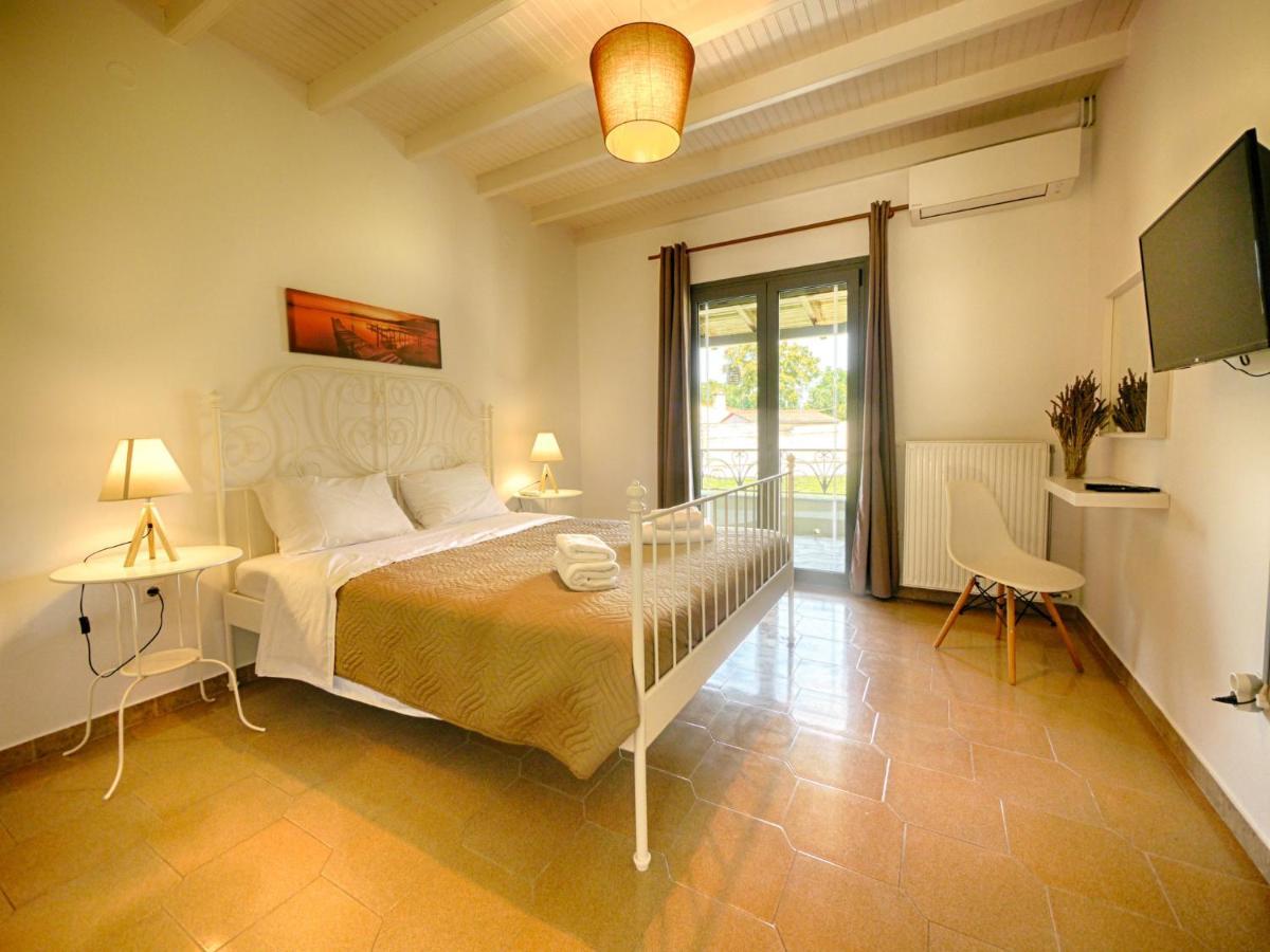 Cozy Family Friendly Apartment With Large Garden Close To Beaches - Dirella Kynopiastai Екстер'єр фото