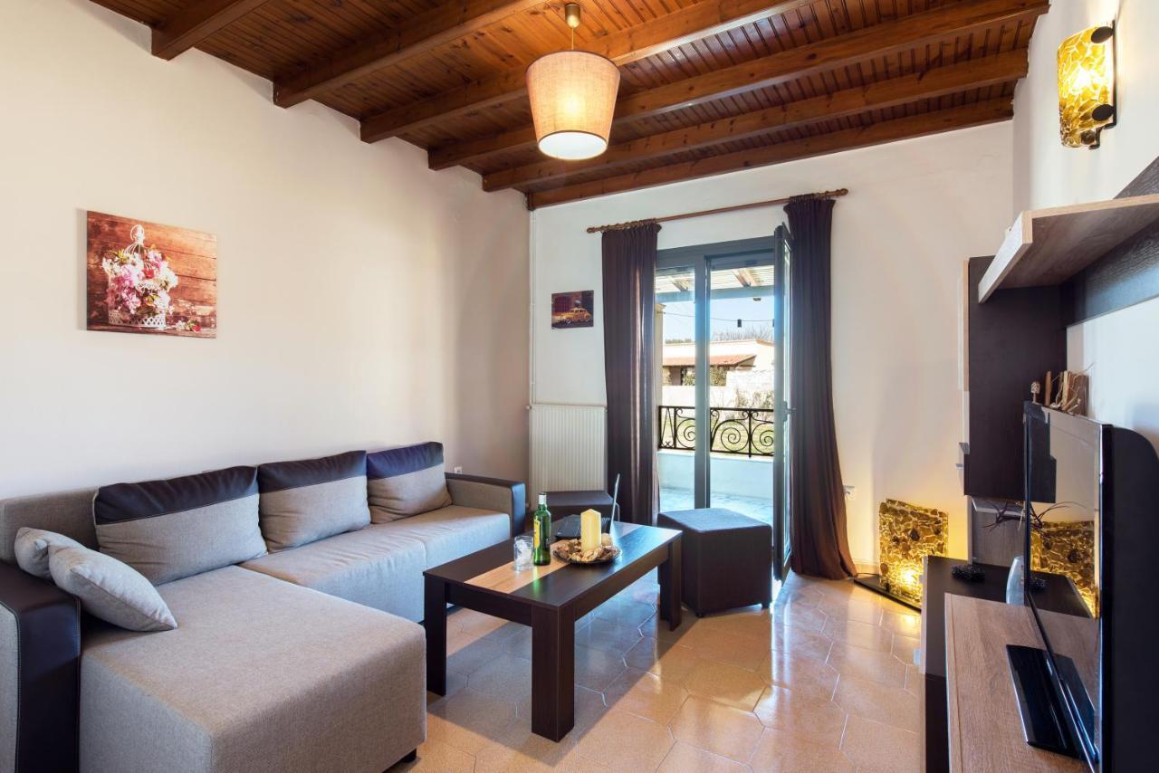 Cozy Family Friendly Apartment With Large Garden Close To Beaches - Dirella Kynopiastai Екстер'єр фото