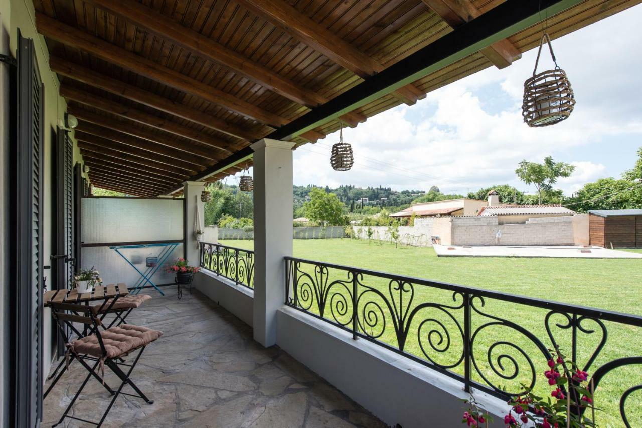 Cozy Family Friendly Apartment With Large Garden Close To Beaches - Dirella Kynopiastai Екстер'єр фото